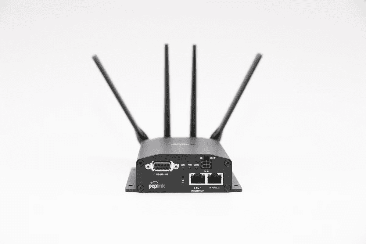 BR1 Mini M2M router rear panel with power and ethernet ports