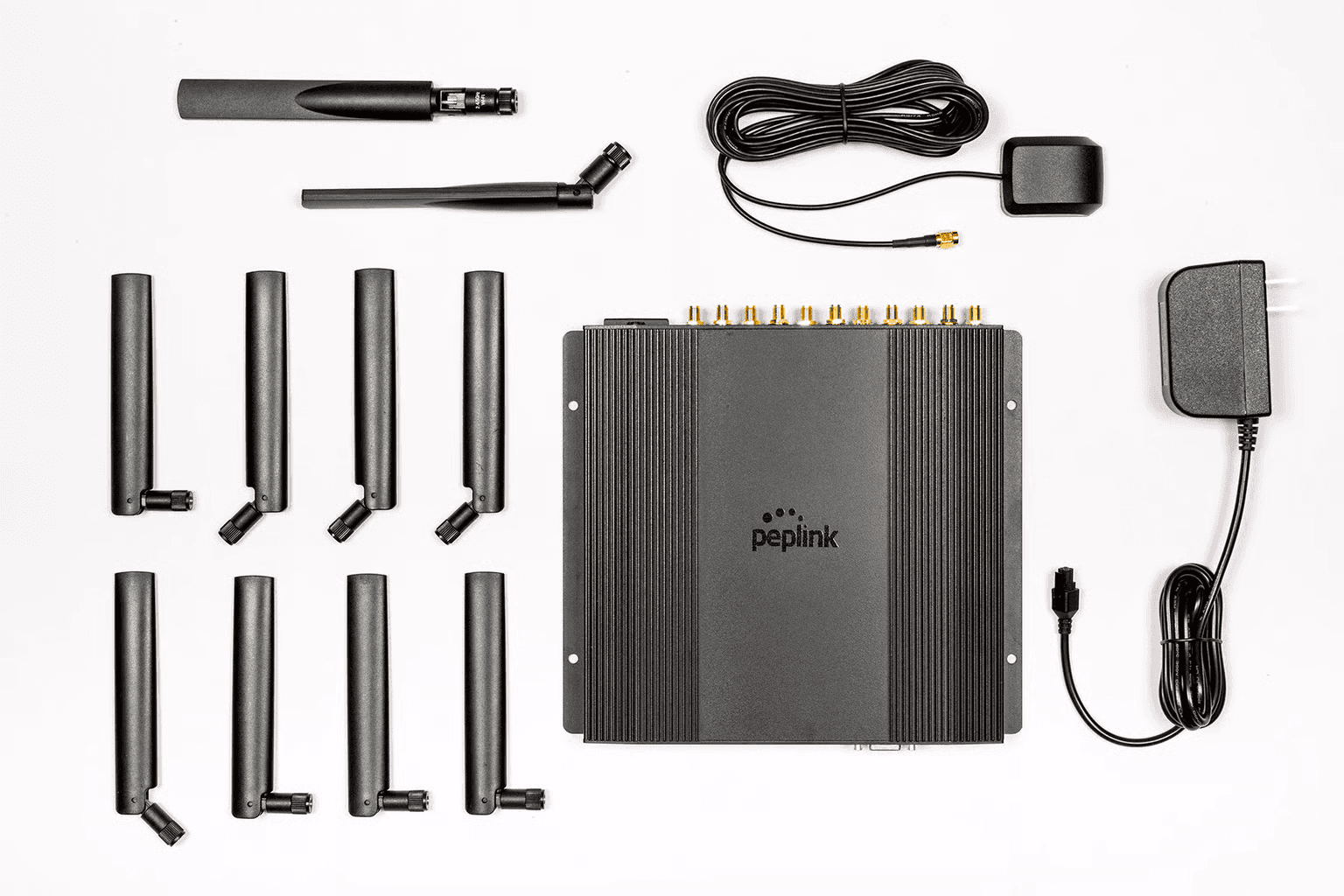 BR2 Pro rear panel with 2.5G Ethernet WAN ports and Gigabit LAN ports