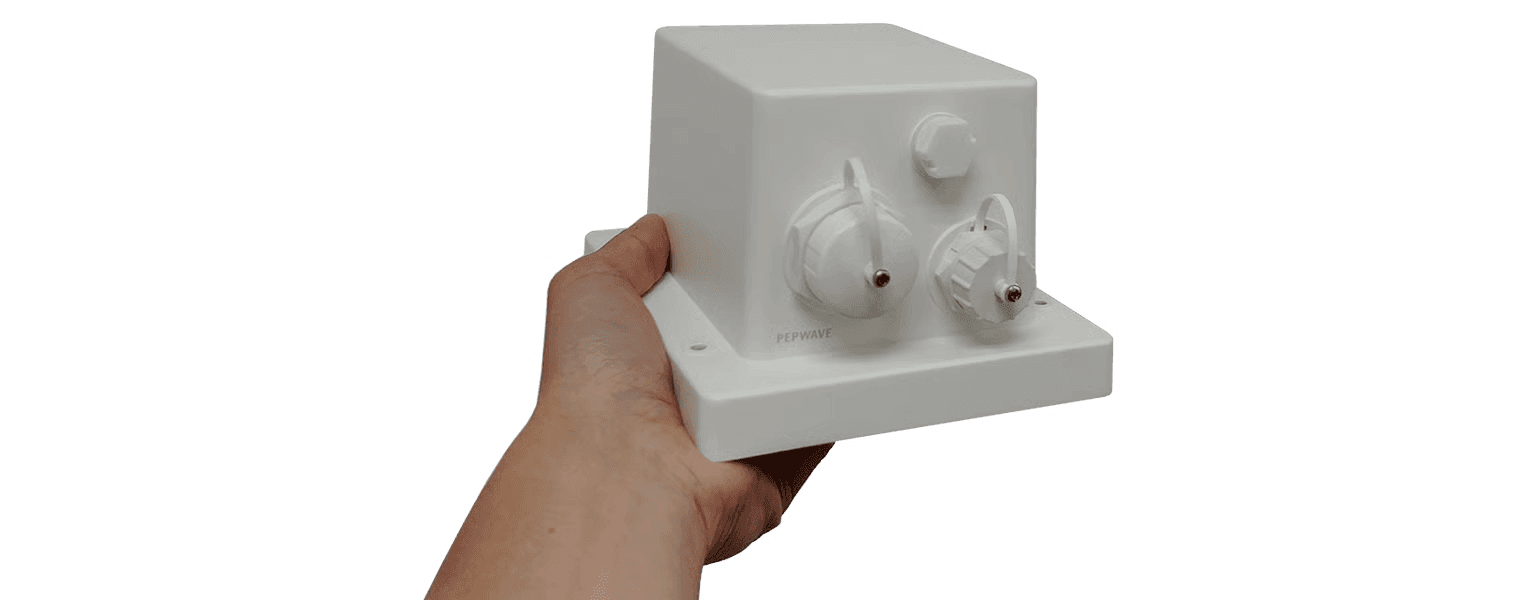 MAX BR1 IP67 compact super-duty IP67 waterproof enclosure outdoor router
