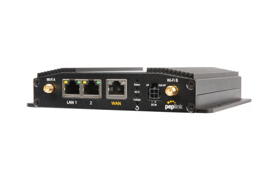 MAX BR1 Pro 5G front view with status indicators and antenna ports