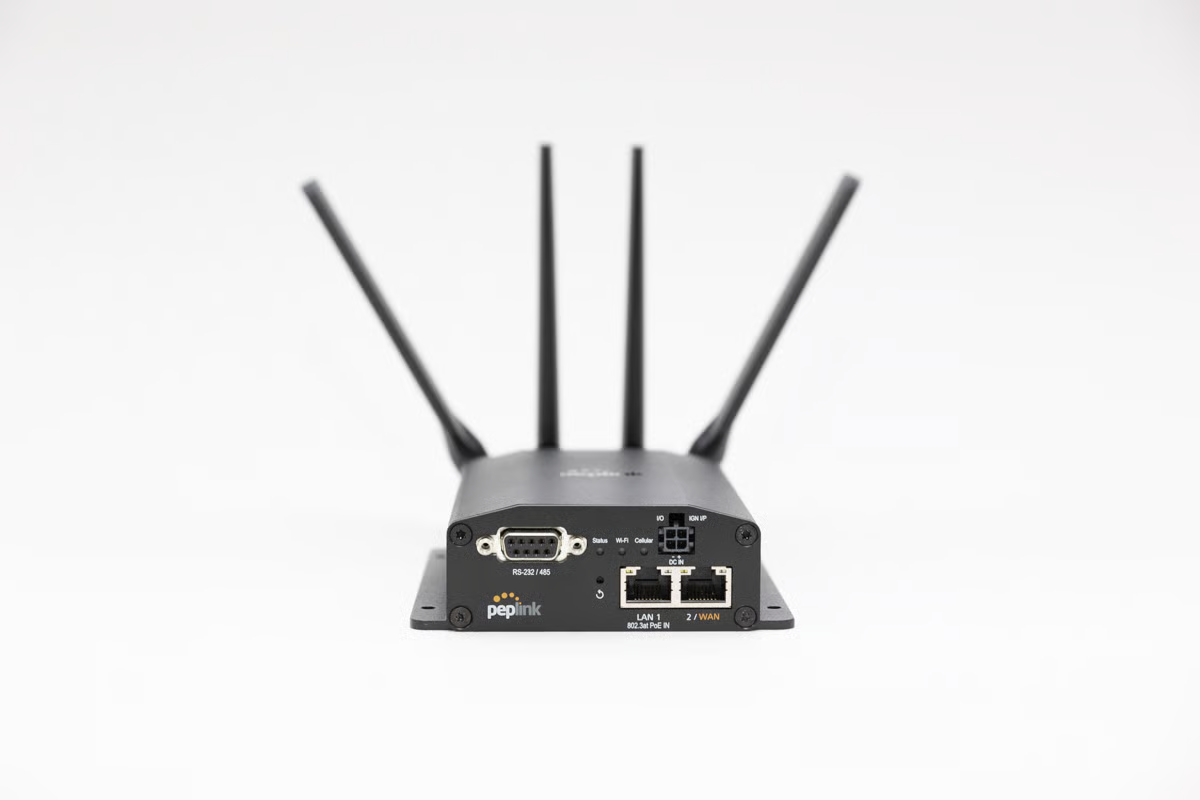 BR1 Mini M2M router rear panel with power and ethernet ports